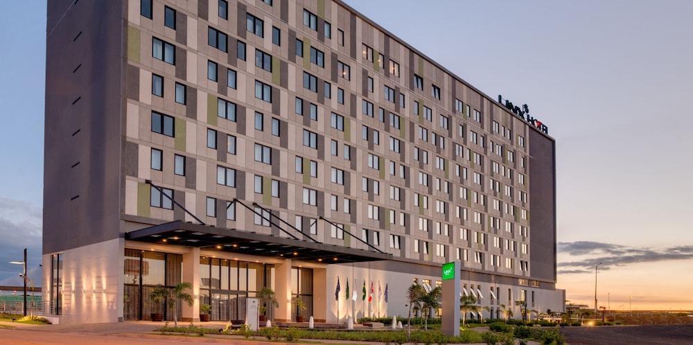 Linx Confins Hotel Екстериор снимка