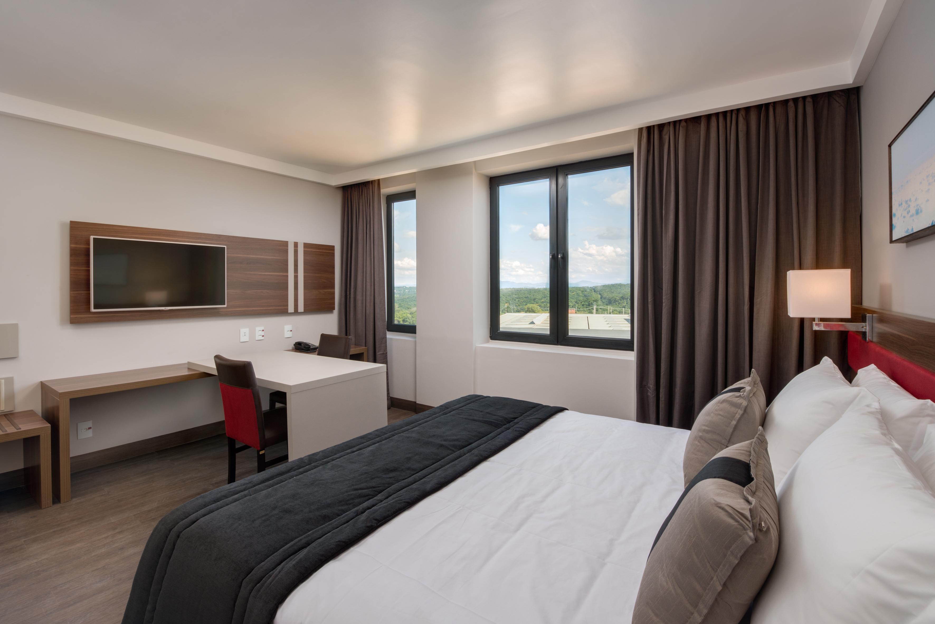 Linx Confins Hotel Екстериор снимка