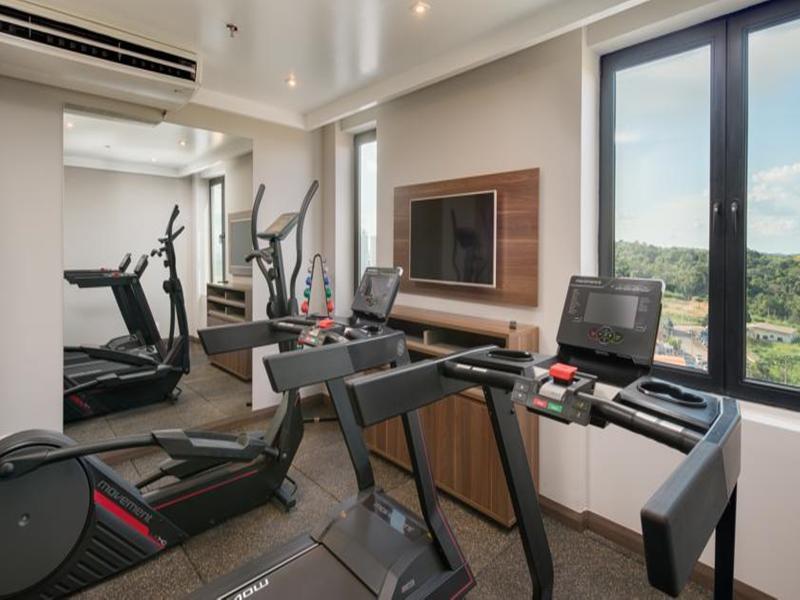 Linx Confins Hotel Екстериор снимка