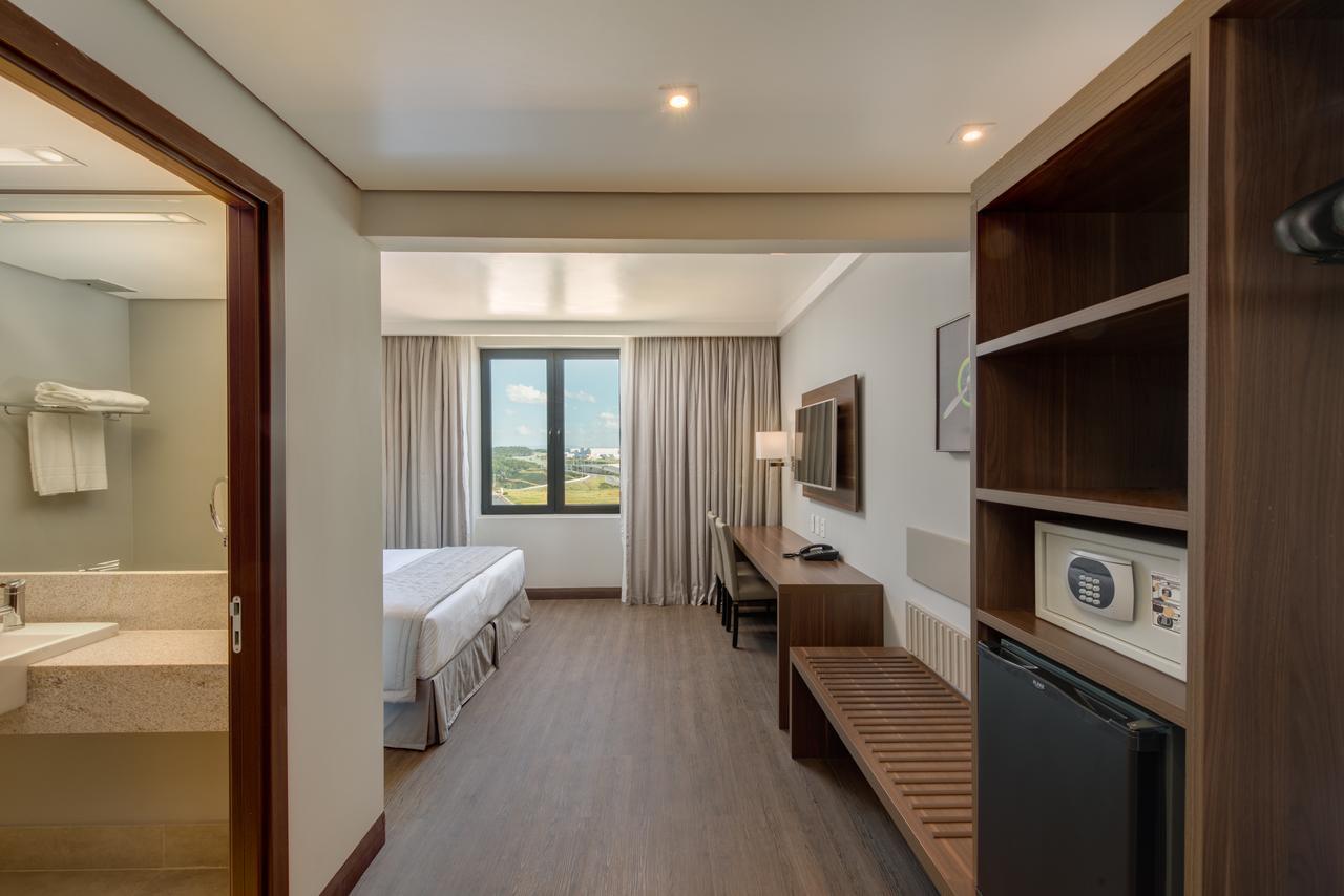 Linx Confins Hotel Екстериор снимка
