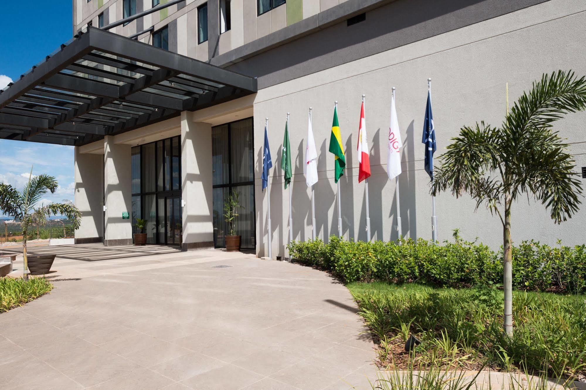 Linx Confins Hotel Екстериор снимка